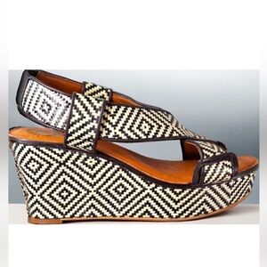 LUCKY BRAND Womens LK-KOKO Gun Metal Bomarzo Platform Sandals Shoes 7.5